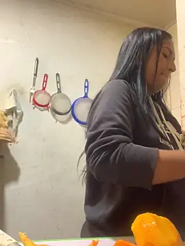 Snapshot of luna_asss chatting on September 17, 3:32 pm luna asss online show from September 17, 3:32 pm