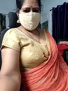 Rani Darling 99 online show from June 7, 4:25 pm