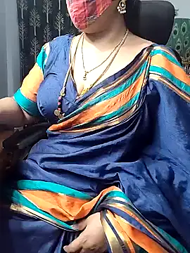 Rani Darling 99 online show from July 26, 4:15 pm