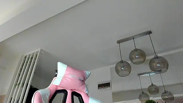 IreneVON online show from November 14, 4:23 am