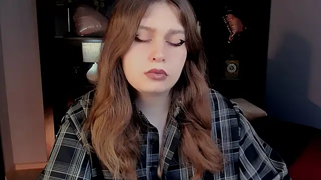 FioraMarmoris online show from February 15, 6:38 am