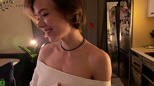 Eva Natsumi online show from November 22, 3:26 pm