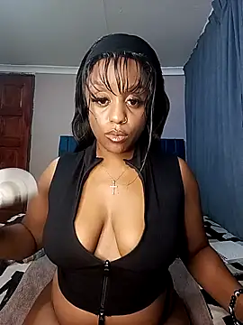 Snapshot of Queen-Chocolate chatting on October 26, 11:33 pm Queen-Chocolate online show from October 26, 11:33 pm