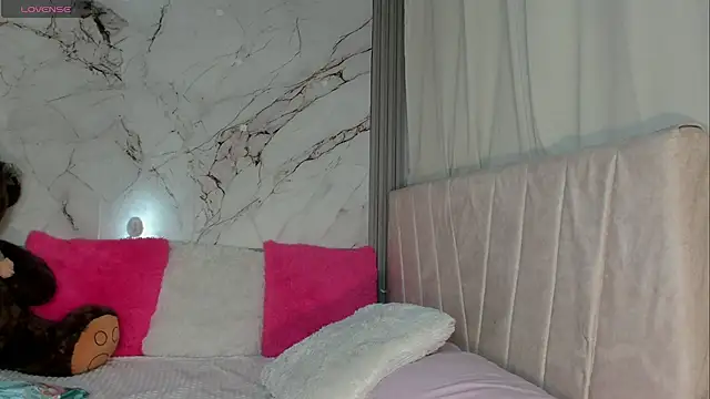 angeli sexi online show from November 9, 1:00 am