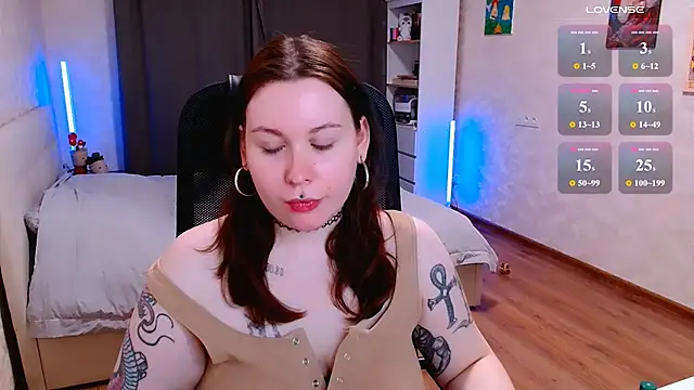 Snow-White  online show from May 3, 8:01 pm