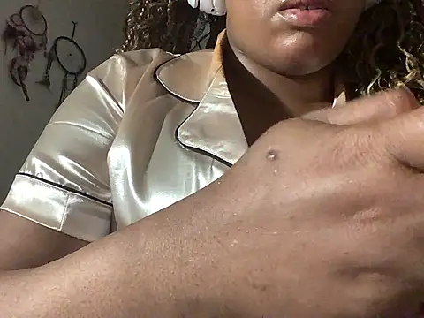 Sexy ebony BunNey online show from May 23, 2:10 am