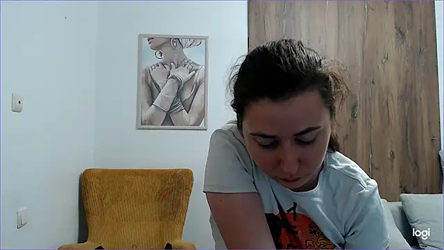 VioletaFlower7 online show from June 12, 11:51 am