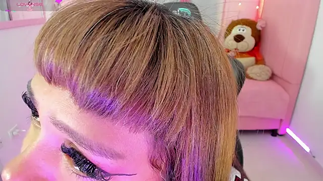 zoesullivan online show from September 17, 2:59 pm