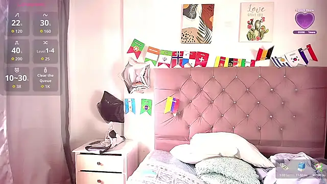 Dakota Harriss online show from June 28, 1:28 pm