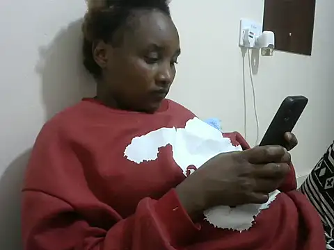 StacyGee24 online show from February 18, 11:26 pm