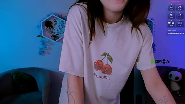 liana kisses online show from August 4, 11:11 pm