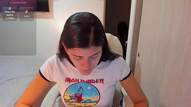 misstoya online show from September 23, 1:37 am