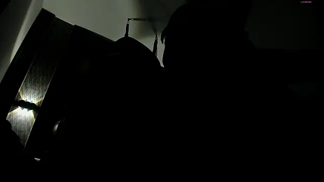 selene red  online show from November 10, 1:50 pm