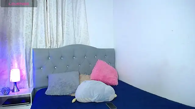 Snapshot of AnnyMichelle_ chatting on September 26, 1:14 am AnnyMichelle online show from September 26, 1:14 am