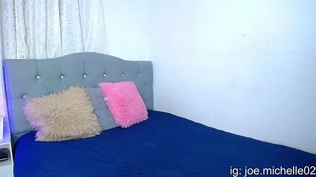 Snapshot of AnnyMichelle_ chatting on September 20, 1:05 am AnnyMichelle online show from September 20, 1:05 am