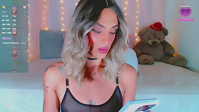 Amatistablue online show from December 18, 1:32 am