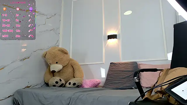 zorravioletta1 online show from March 6, 12:11 pm