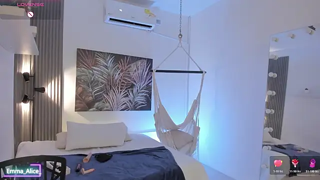 emma alice  online show from March 10, 11:14 am