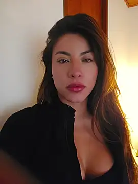 Karen San Miguel online show from August 3, 1:09 am