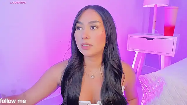 Cameliaa Smiith online show from November 28, 4:04 am