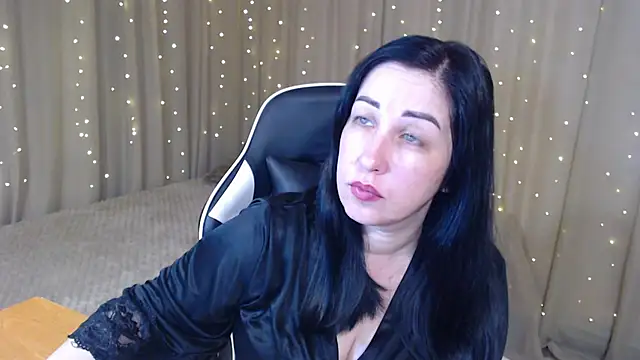 JillStevens online show from February 8, 5:11 am