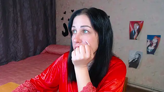 JillStevens online show from October 29, 1:21 am