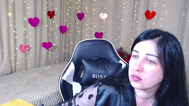 JillStevens online show from April 28, 12:42 pm