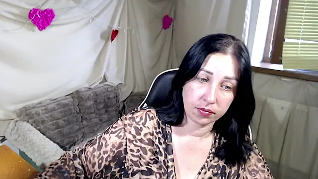 JillStevens online show from July 7, 3:31 am