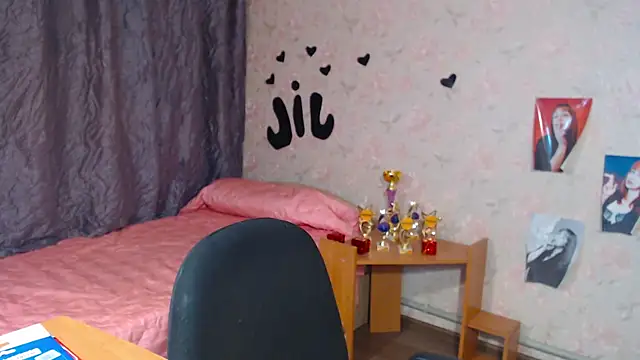 JillStevens online show from October 26, 9:43 pm