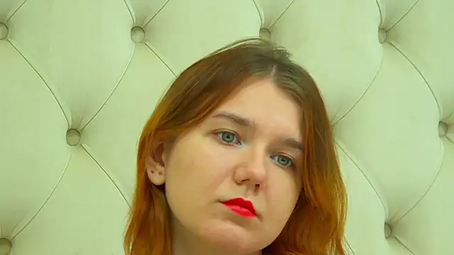 LessySmith online show from November 9, 4:25 pm