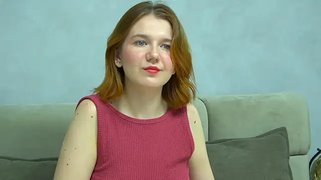 Snapshot of LessySmith chatting on September 21, 4:38 pm LessySmith online show from September 21, 4:38 pm