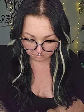 -BonnieBlack- online show from February 10, 8:06 am