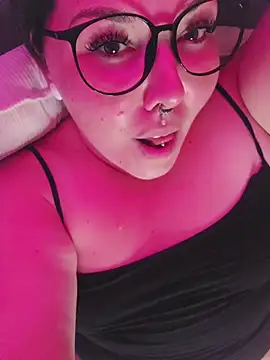 -BonnieBlack- online show from August 2, 7:28 pm