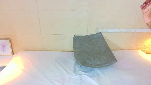 Shamiraa moore online show from March 7, 4:03 pm