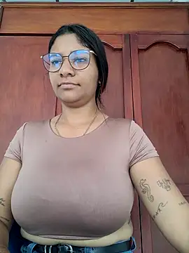 Sofythom1 online show from March 7, 6:48 pm