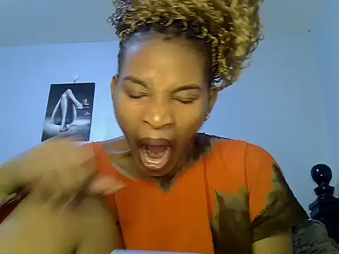 cute-alexis online show from July 14, 5:34 am