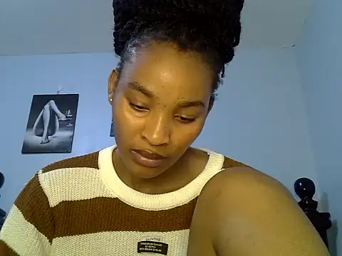 cute-alexis online show from June 30, 10:15 am