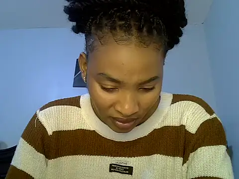 cute-alexis online show from June 17, 9:43 am