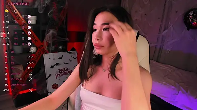 Snapshot of sensualily chatting on October 15, 2:52 pm sensualily online show from October 15, 2:52 pm