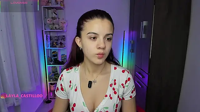 Snapshot of Layla_castilloo chatting on September 28, 10:31 am Layla castilloo online show from September 28, 10:31 am