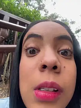 Snapshot of NAUGHTY_LITTLE_18 chatting on September 27, 9:22 pm NAUGHTY LITTLE 18 online show from September 27, 9:22 pm