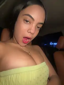 Snapshot of NAUGHTY_LITTLE_18 chatting on September 12, 3:07 am NAUGHTY LITTLE 18 online show from September 12, 3:07 am