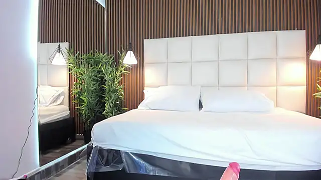 CailynBrowm online show from October 23, 5:02 am