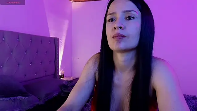 cristal hilton 10 online show from January 11, 11:26 am