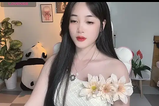 Snapshot of _Aimy_ chatting on September 15, 3:20 pm Aimy online show from September 15, 3:20 pm