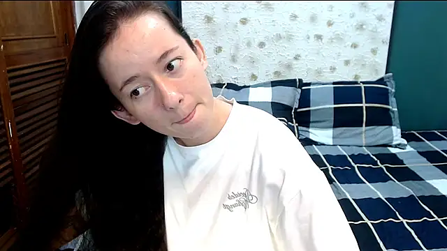 ArianaGorgeous online show from December 2, 7:10 am