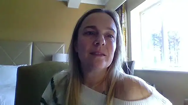 scrummymummy2 online show from March 7, 1:18 pm