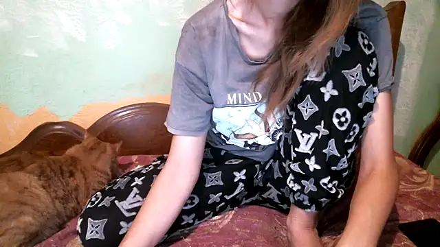 DennisXCaroll online show from November 20, 5:30 am