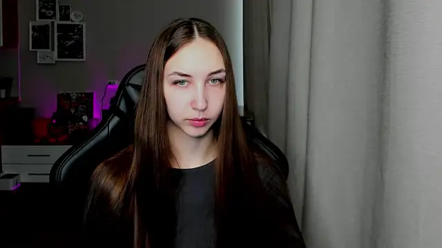 Sm0ly online show from April 28, 1:58 am