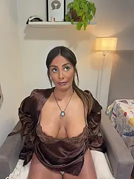 Brownfitbabyy online show from June 16, 12:28 pm